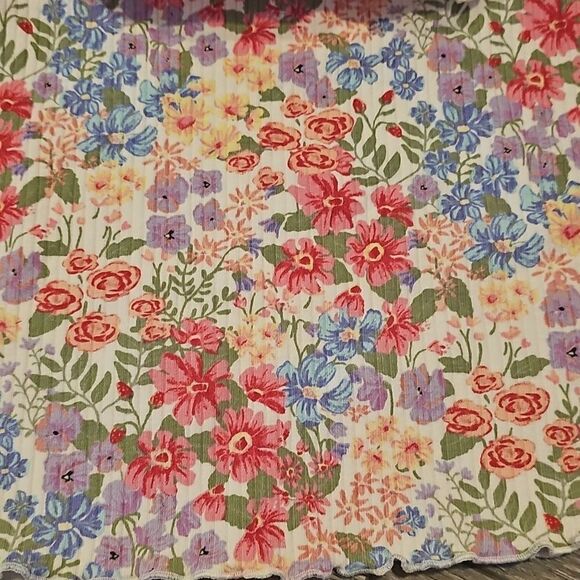 Colorful Kids Clothing Set with Floral and Animal Prints - Picture 6 of 13